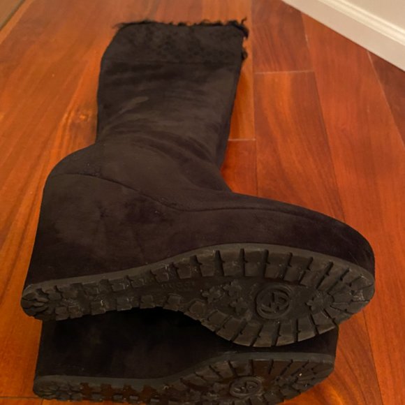 Pre-loved Gucci Winter Boots - Picture 4 of 4